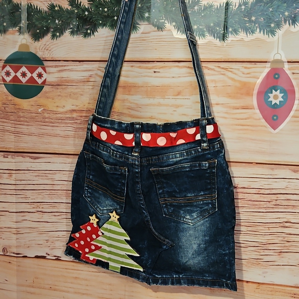 🤶HANDMADE🎄UPCYCLED CHRISTMAS BEDAZZLED DENIM PURSE DESIGNED BY Cindy at ☆OKD